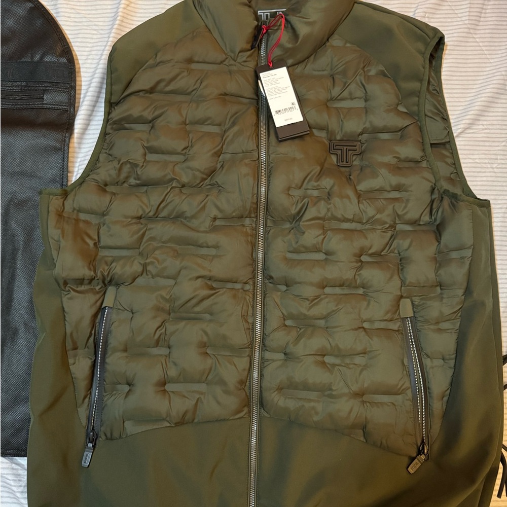 Men's Olive Green Puffer Vest